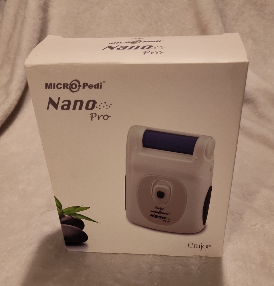 NWT! Emjoi Micro-Pedi Nano Pro